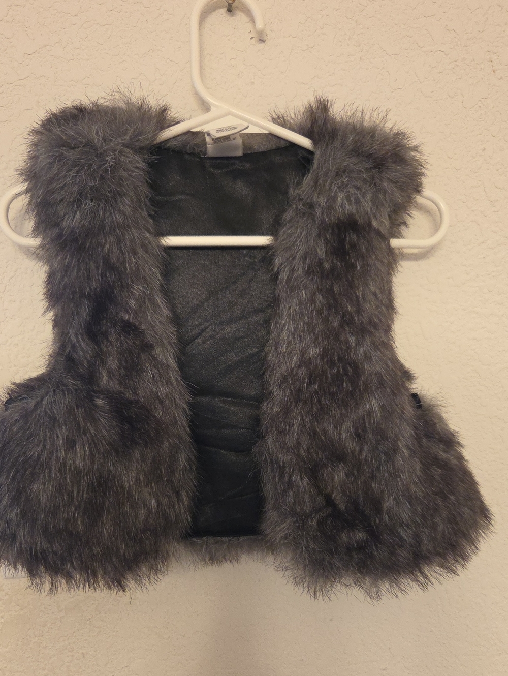 Arizona Jean Company Girls' Faux Fur Vest in Charcoal Gray